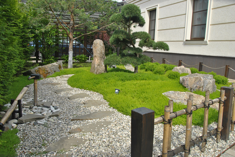 A small Japanese garden