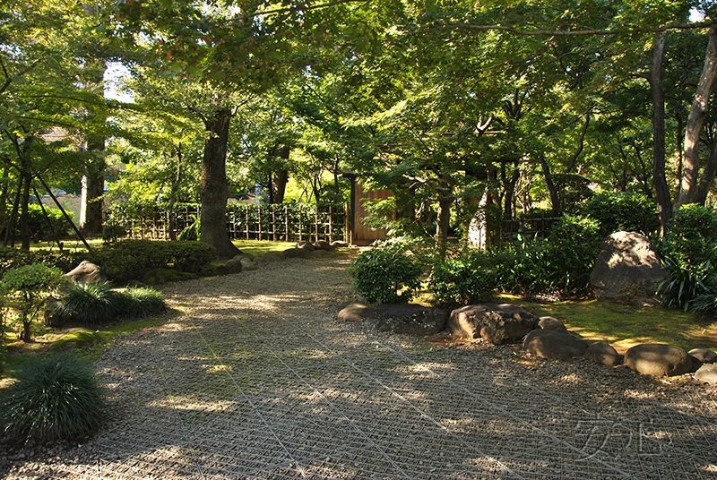 Kyu Asakura House gardens