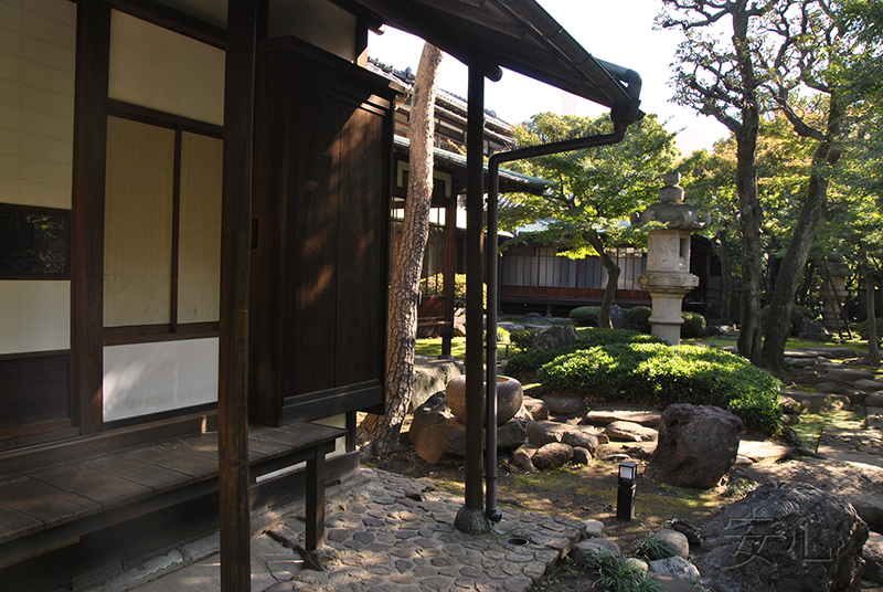 Kyu Asakura House gardens