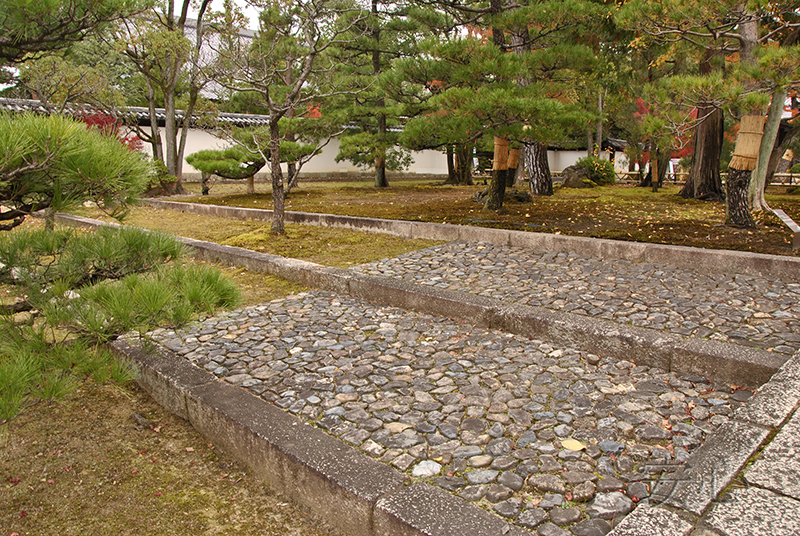 Chishaku-in Temple Garden
