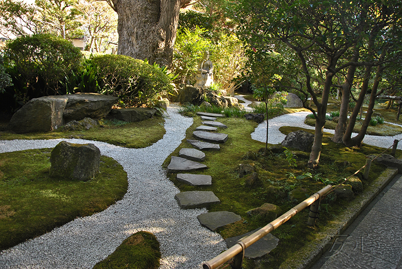 Hokoku-ji temple garden