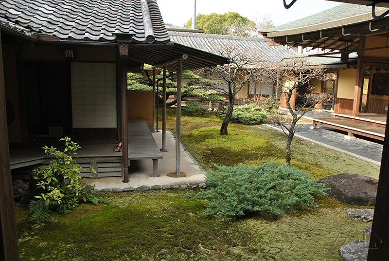 Jiko-in temple garden