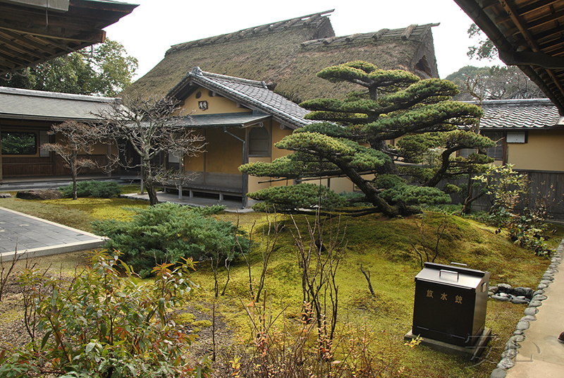 Jiko-in temple garden