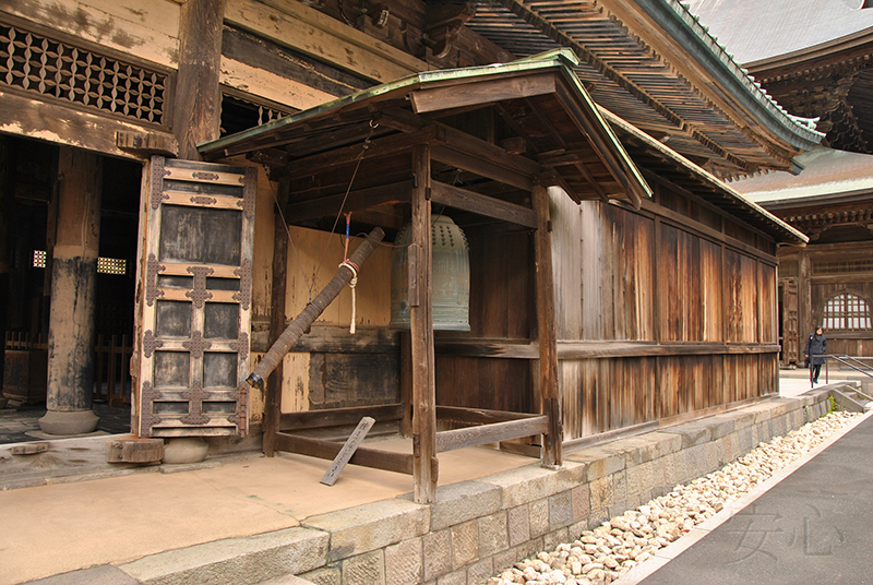 The gardens of Kencho-ji Temple