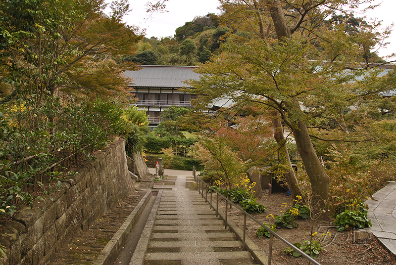 The gardens of Kencho-ji Temple