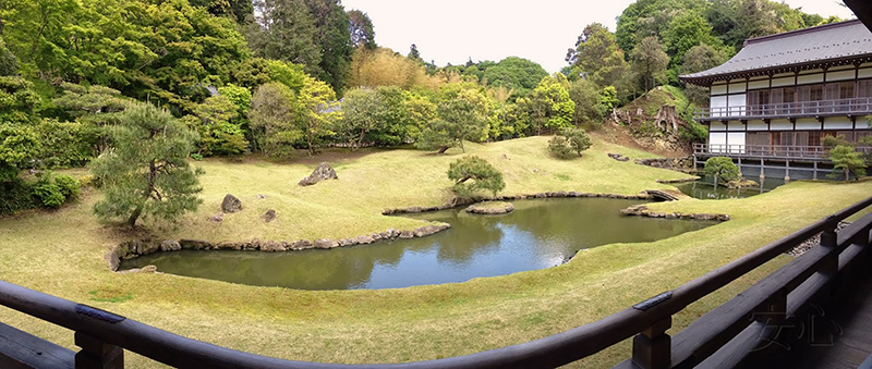 The gardens of Kencho-ji Temple