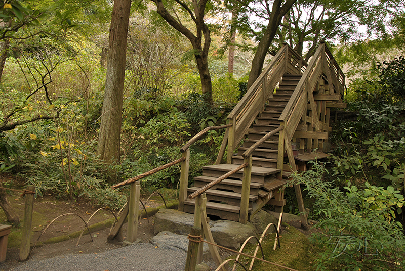 The gardens of Meigetsu-in Temple