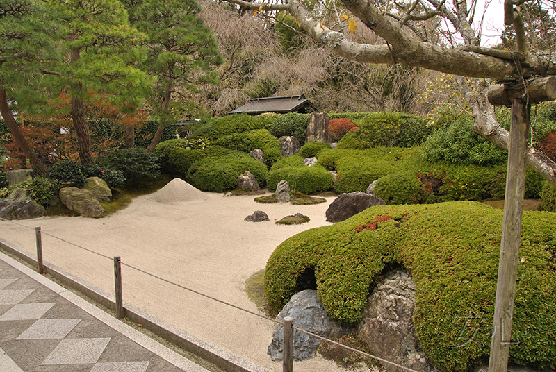 The gardens of Meigetsu-in Temple