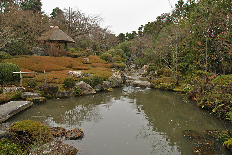 Taizo-in temple gardens