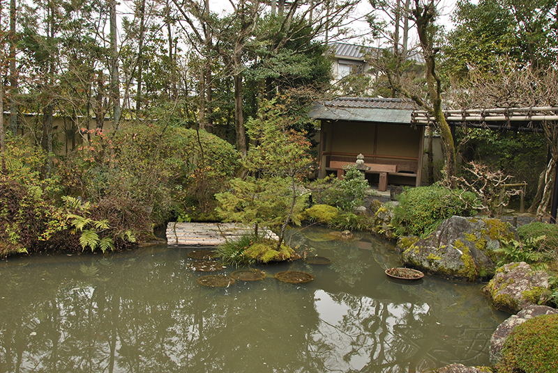 Taizo-in temple gardens