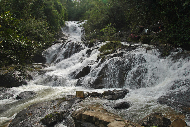 Водопады Датанла