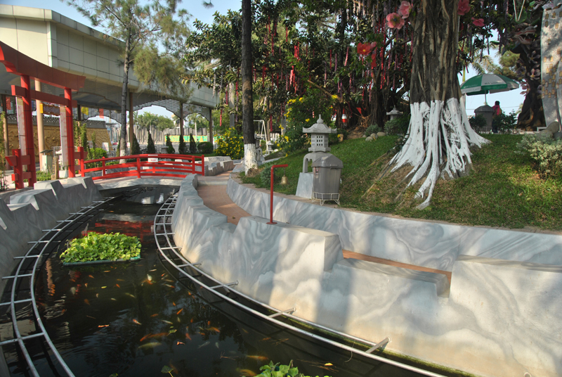 Парк Suoi Tien