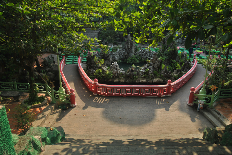 Парк Suoi Tien